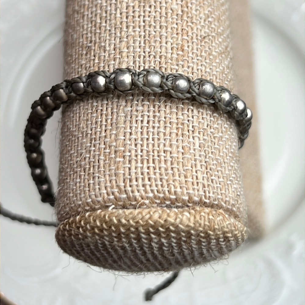 🦒3 for 25🦒 Pura Vida Gray With Silver Metal Balls Bracelet